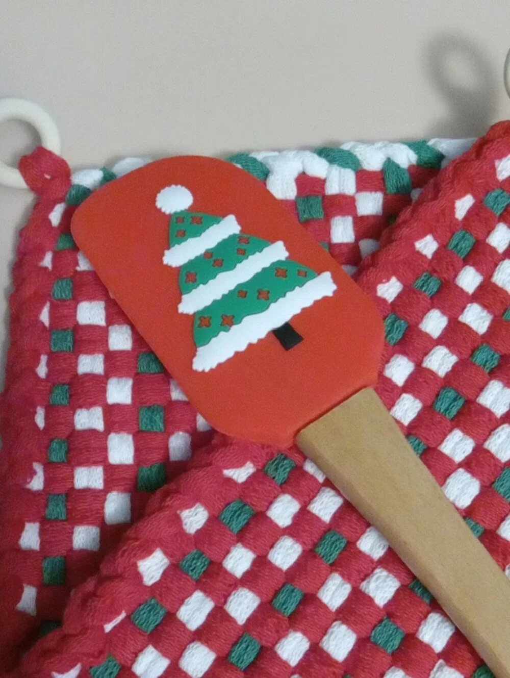 Christmas Red, White & Green Handmade Potholders with Tree  Silicone Spatula